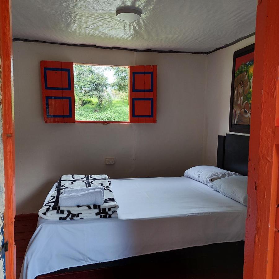 Hostal La Pijarana Саленто Екстериор снимка